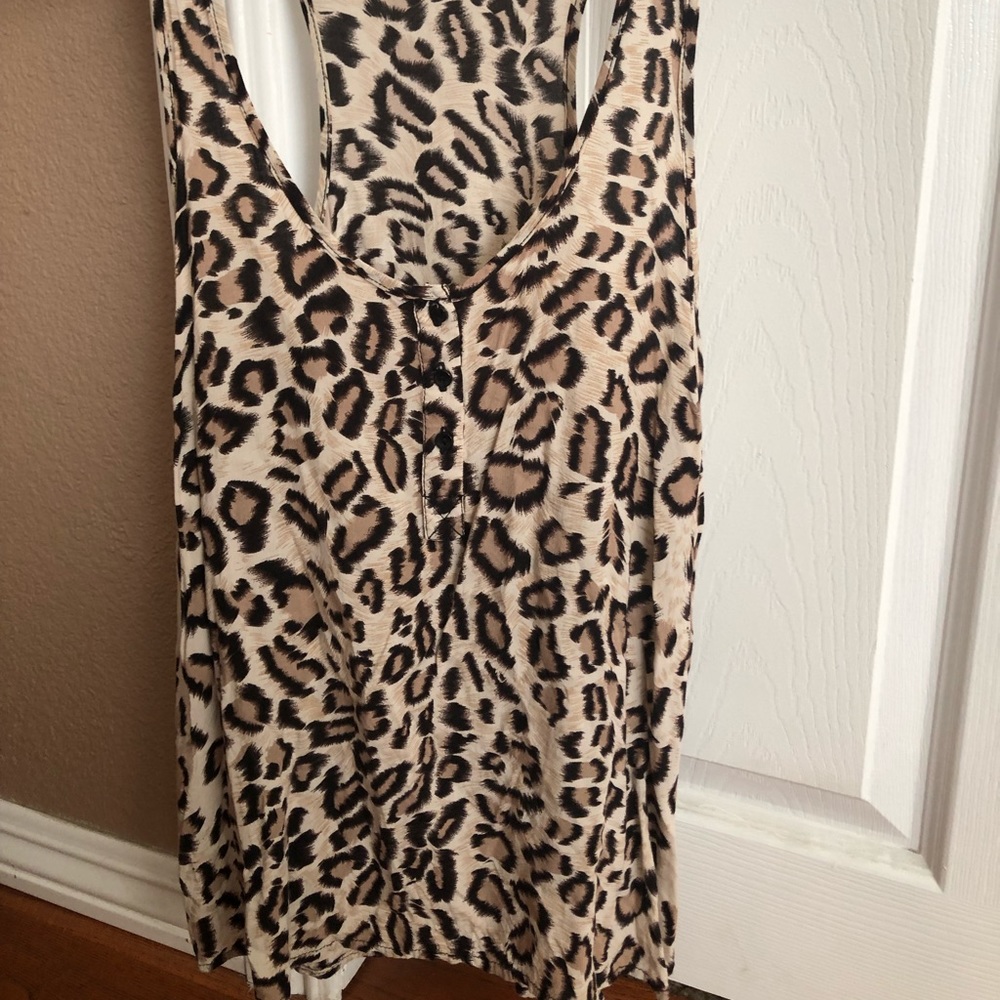 Leopard print tank top 
Size S